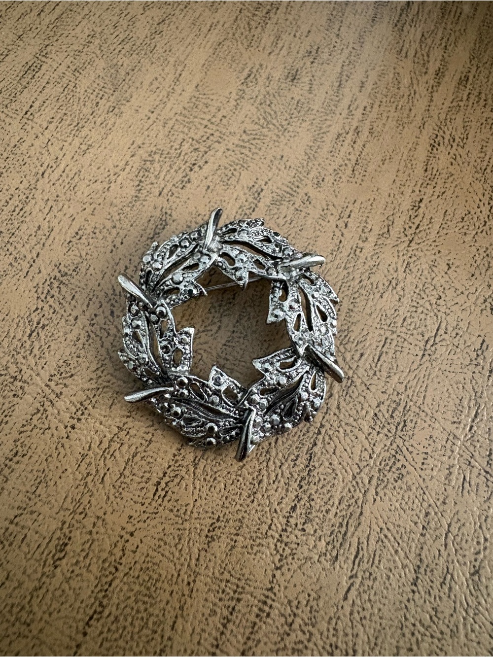 Vintage Silver Tone Laurel Wreath Brooch